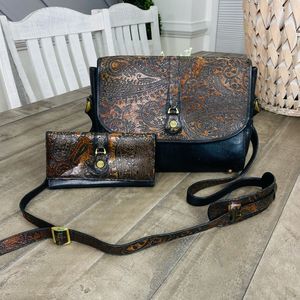 Land Genuine Leather Tooled Leather Crossbody Bag With Matching Wallet. EUC